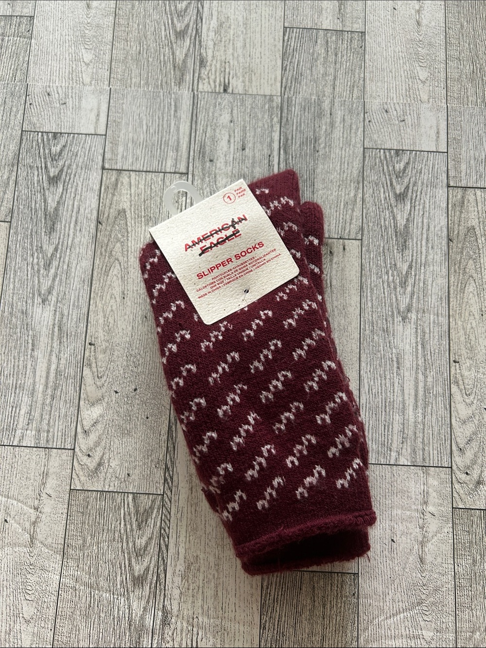 American Eagle Burgundy Patterned Slipper Socks